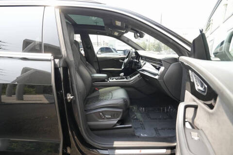 2022 Audi SQ8 4.0T quattro Prestige