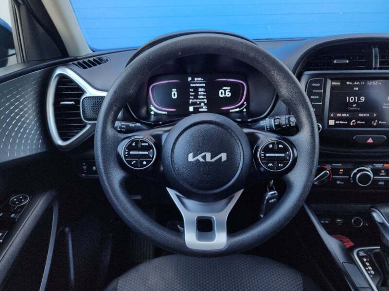 2023 Kia Soul LX