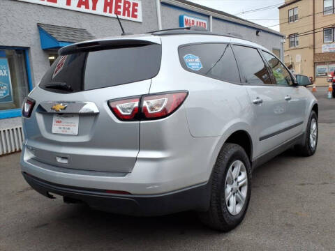 2017 Chevrolet Traverse LS