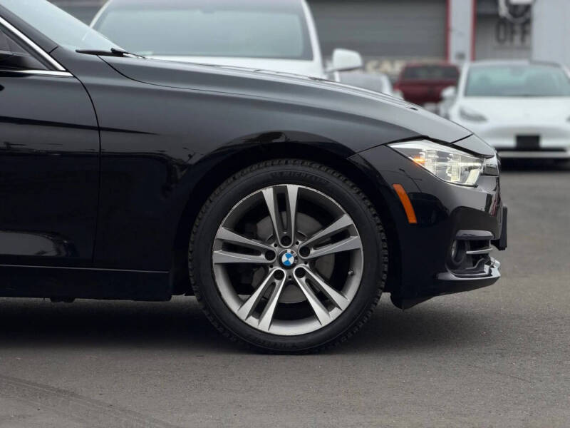 2018 BMW 3 Series 330i xDrive