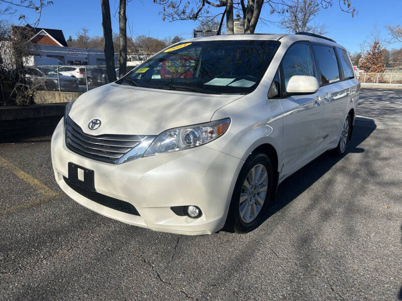 2015 Toyota Sienna XLE