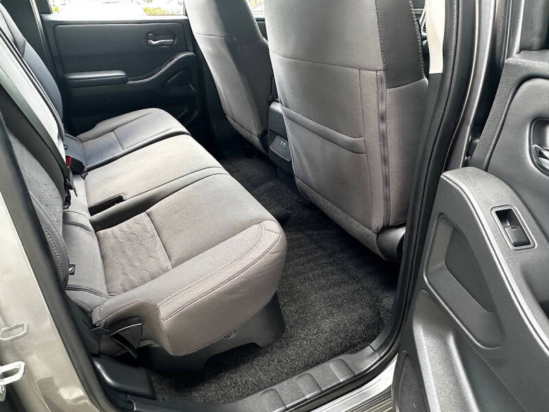 2024 Nissan Frontier