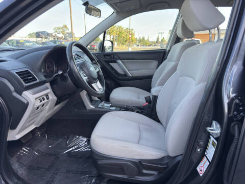 2017 Subaru Forester 2.5i