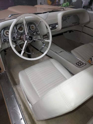 1959 Ford Thunderbird