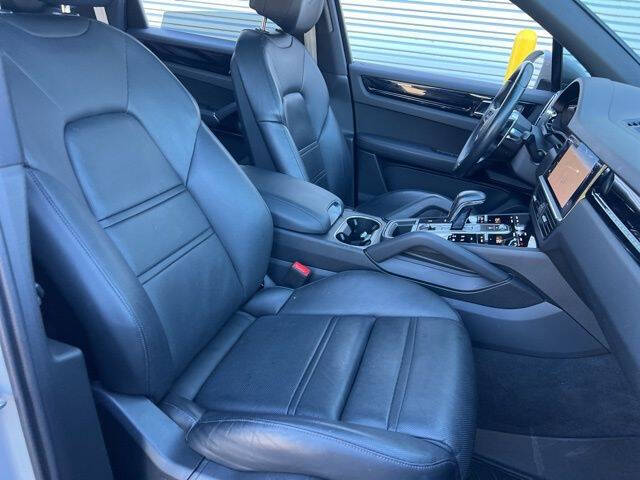 2023 Porsche Cayenne