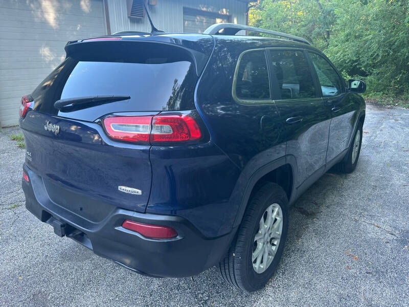 2014 Jeep Cherokee Latitude photo 5