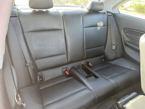 2011 BMW 1 Series 128i