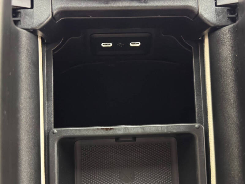 2023 Mercedes-Benz GLC GLC 300