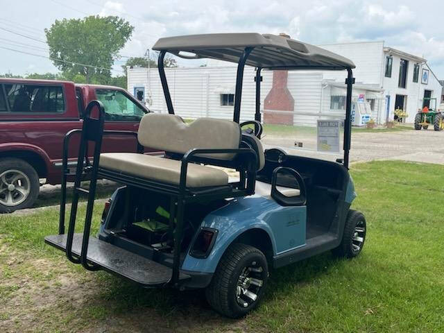 2019 E-Z-GO RXV Lithium 4 seater