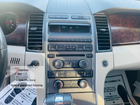 2011 Ford Taurus SEL