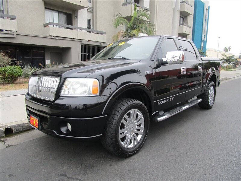 Black 2007 Lincoln Mark LT Base 1