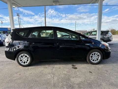 2012 Toyota Prius v Two