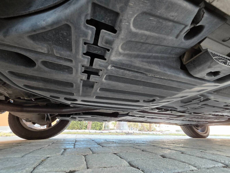 2016 Volvo XC90 T8 eAWD Momentum