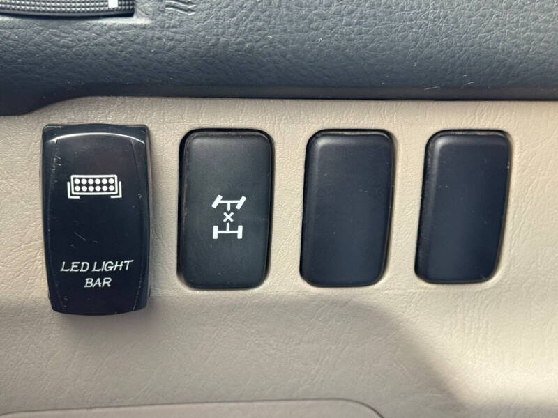 2004 Toyota 4Runner SR5