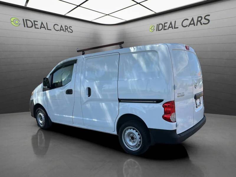 2018 Nissan NV200 S