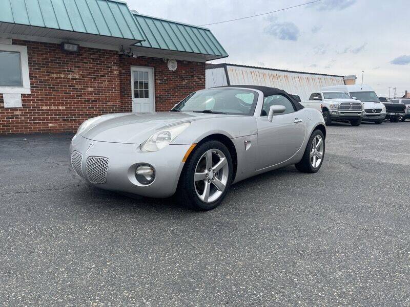 2006 Pontiac Solstice for sale at Main Street Auto LLC in King NC