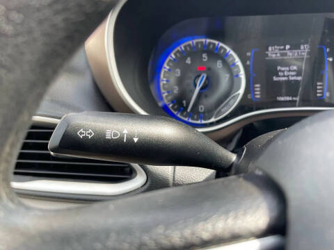 2020 Chrysler Voyager LXi