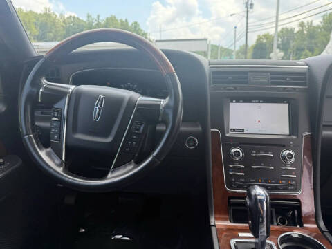 2016 Lincoln Navigator L Select