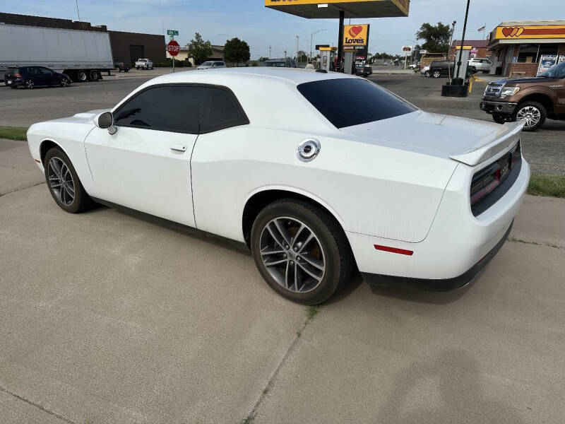 2019 Dodge Challenger SXT