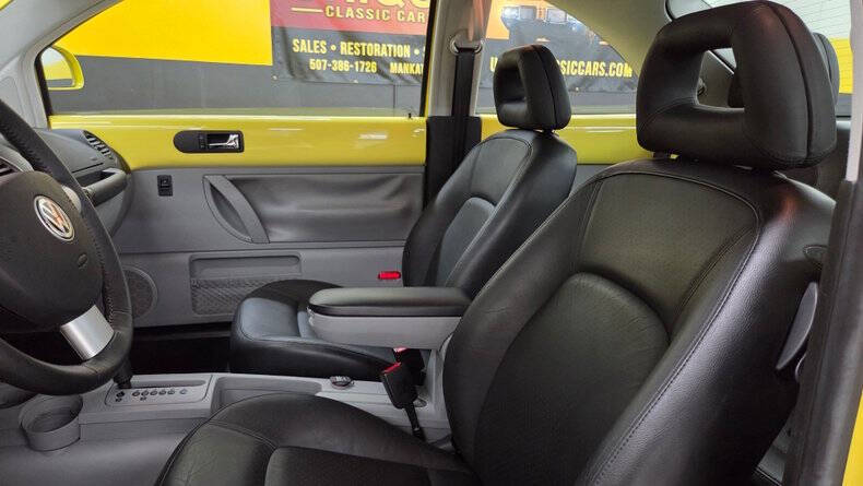 2000 Volkswagen New Beetle GLS