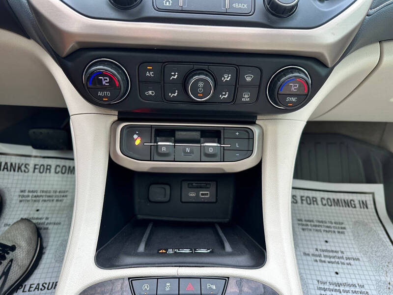 2020 GMC Acadia Denali