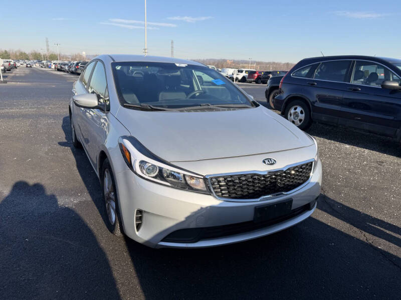 2017 Kia Forte LX's photo