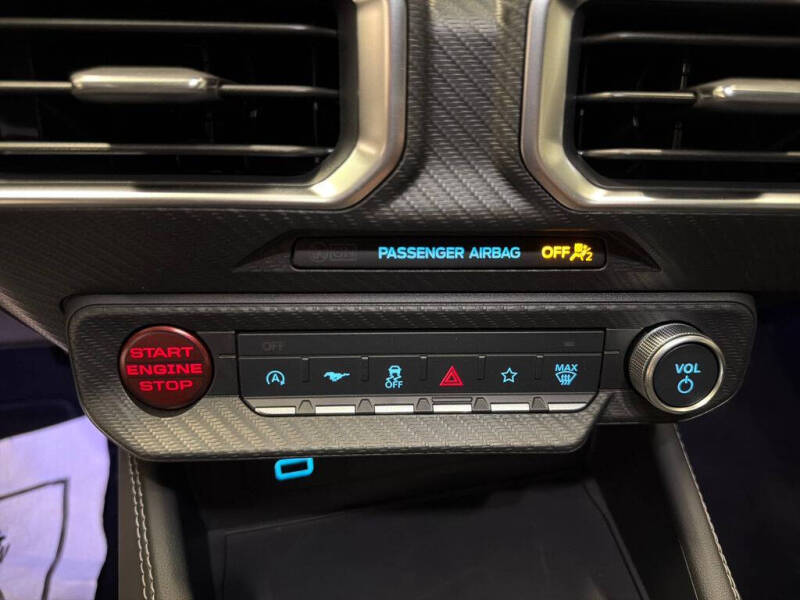 2025 Ford Mustang EcoBoost Premium