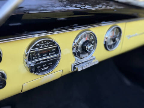 1955 Ford Sunliner