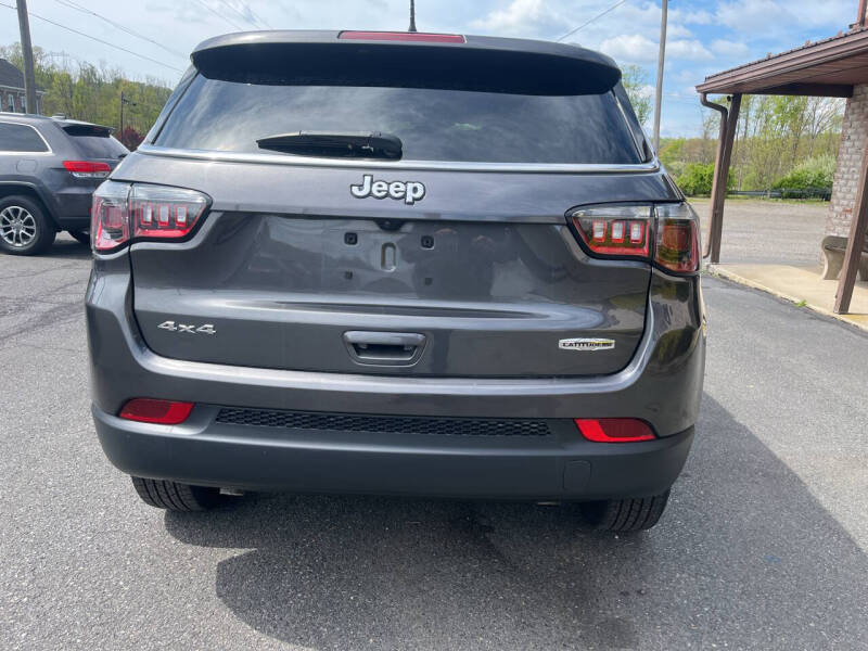 2023 Jeep Compass Latitude Lux