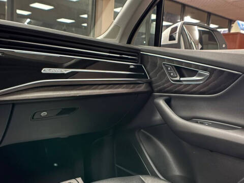 2022 Audi Q7 quattro Premium Plus 55 TFSI