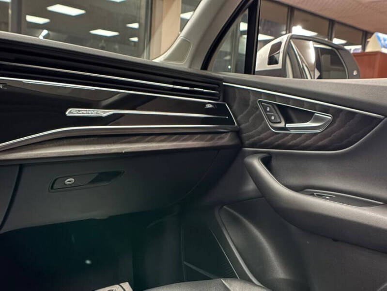 2022 Audi Q7 quattro Premium Plus 55 TFSI