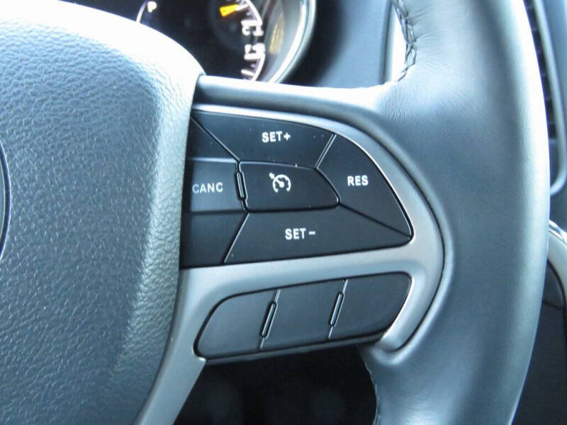 2019 Jeep Grand Cherokee Laredo E