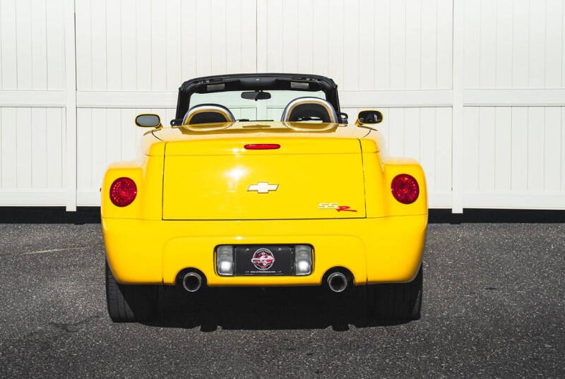 2005 Chevrolet SSR LS