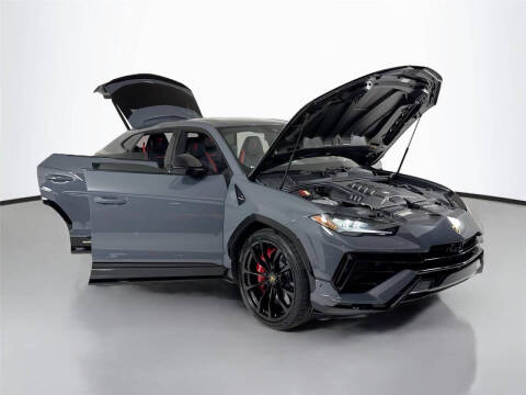 2023 Lamborghini Urus S
