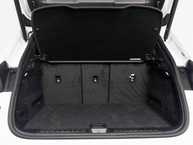 2024 Porsche Macan 4 Electric