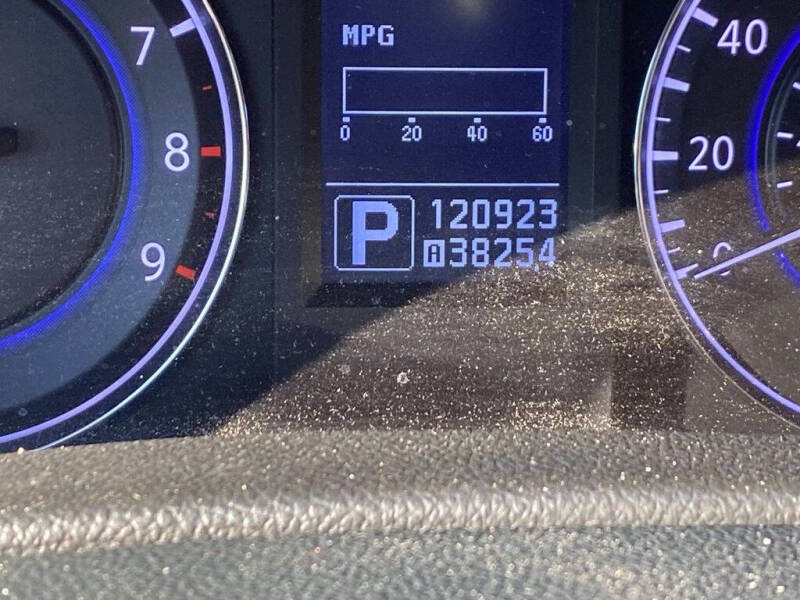 2012 Infiniti G25 Sedan x