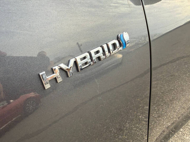 2012 Toyota Camry Hybrid XLE