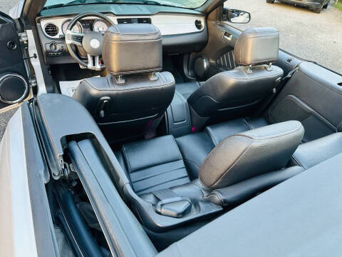 2012 Ford Mustang V6 Premium
