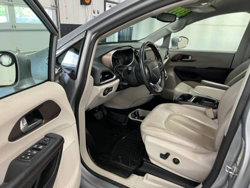 2018 Chrysler Pacifica Touring L