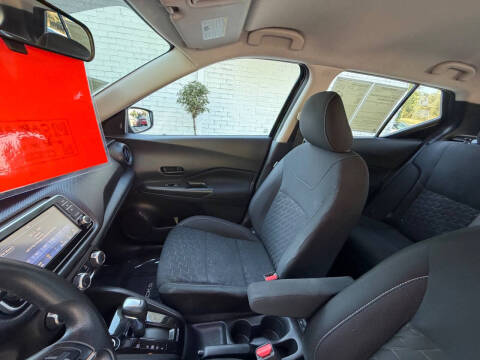 2022 Nissan Kicks S