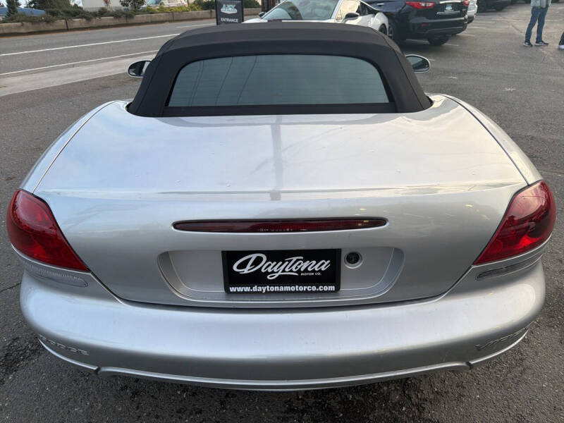 2004 Dodge Viper SRT-10