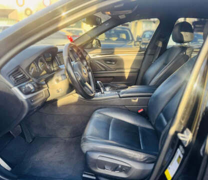 2015 BMW 5 Series 528i