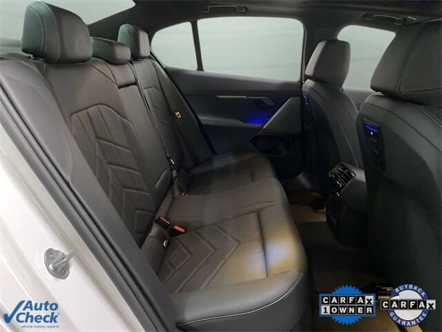 2025 BMW 5 Series 530i xDrive