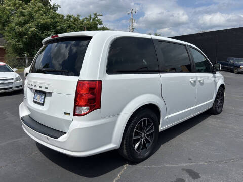 2018 Dodge Grand Caravan SE