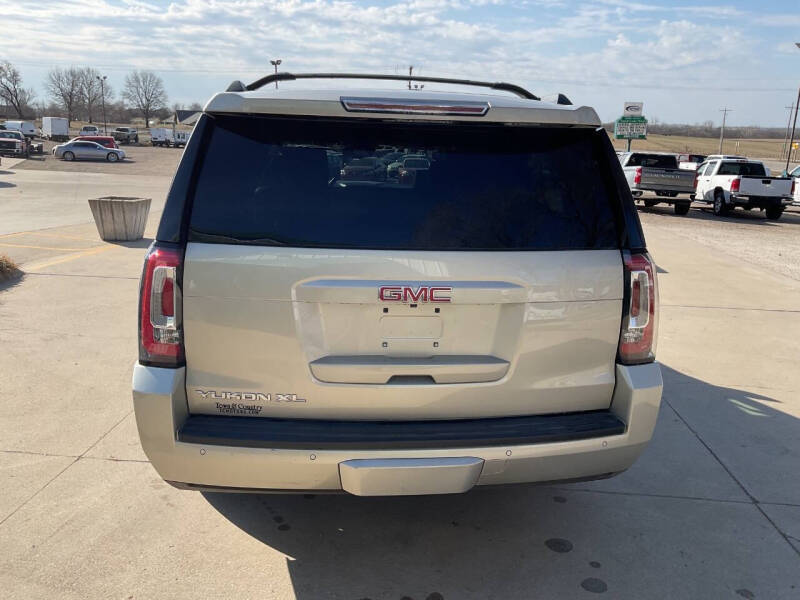 2015 GMC Yukon XL SLT
