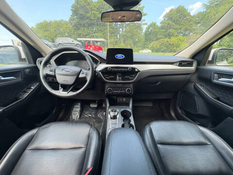 2020 Ford Escape SEL