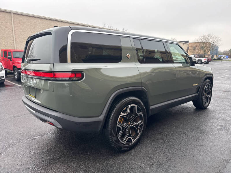 2023 Rivian R1S Launch Edition