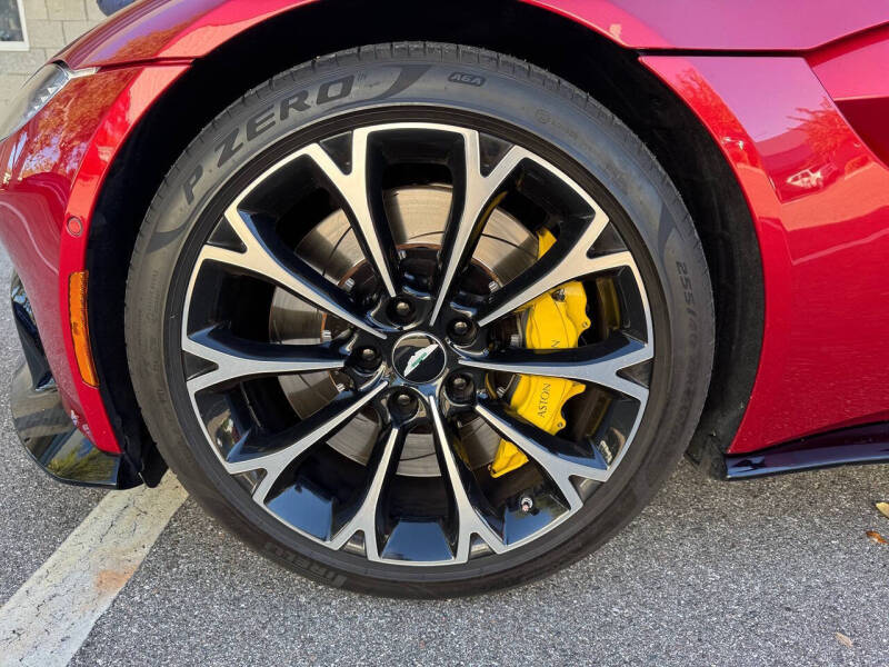 2019 Aston Martin Vantage