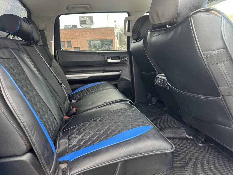 2018 Toyota Tundra SR5