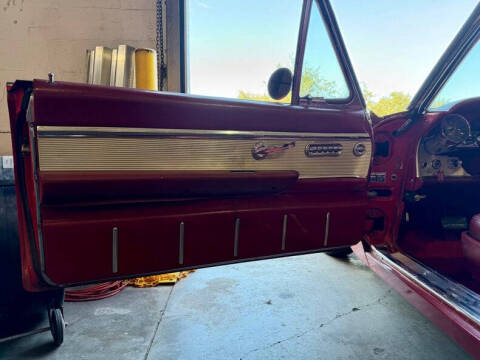 1962 Ford Thunderbird